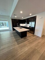 2410 Community Ln in San Diego, CA - Building Photo