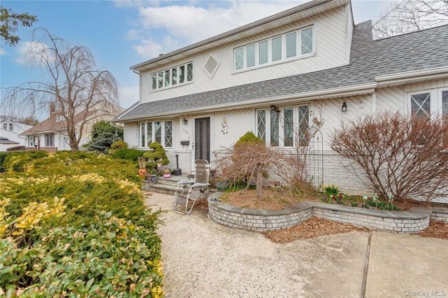 175 Wickfield Ln