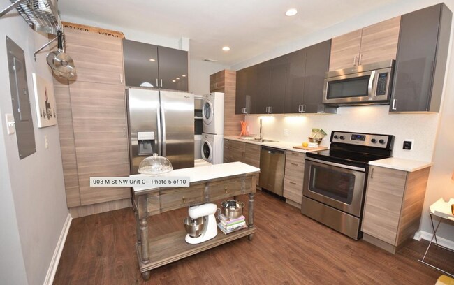 903 M St NW in Washington, DC - Building Photo - Building Photo