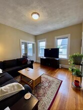 5 Fuller St, Unit 5A in Waltham, MA - Building Photo - Building Photo