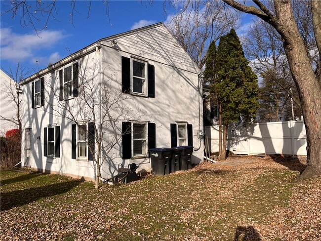 410 N Main St in Canandaigua, NY - Building Photo - Building Photo