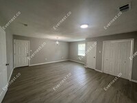 1413 S Bailey St photo'