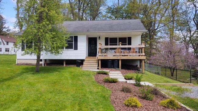 property at 113 Coy Glen Rd