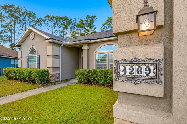 property at 4269 Victoria Lakes Dr W