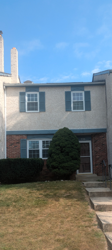 916 Debbie Ln in Phoenixville, PA - Building Photo - Building Photo