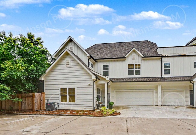 property at 221 S Gardner Ave