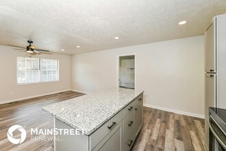 6704 Bay Cir Dr in Knoxville, TN - Building Photo - Building Photo
