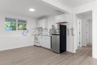 1611 S 84th St in Tacoma, WA - Building Photo - Building Photo