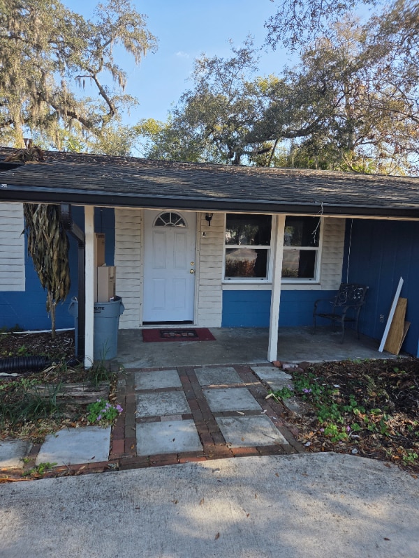 property at 1449 N Ronald Reagan Blvd