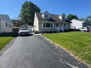 29 Flemming Dr in Newburgh, NY - Building Photo - Building Photo