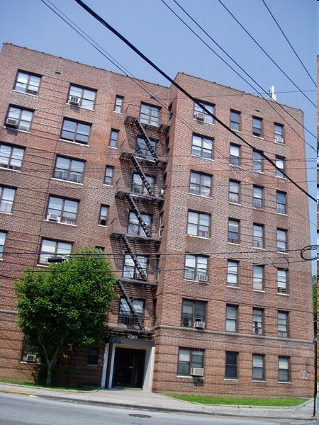 4385 Vireo Ave in Bronx, NY - Building Photo - Building Photo