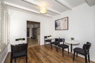 3440 Oak Knoll Blvd in Oakland, CA - Building Photo