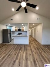 1003 W Vine St in Radcliff, KY - Building Photo - Building Photo