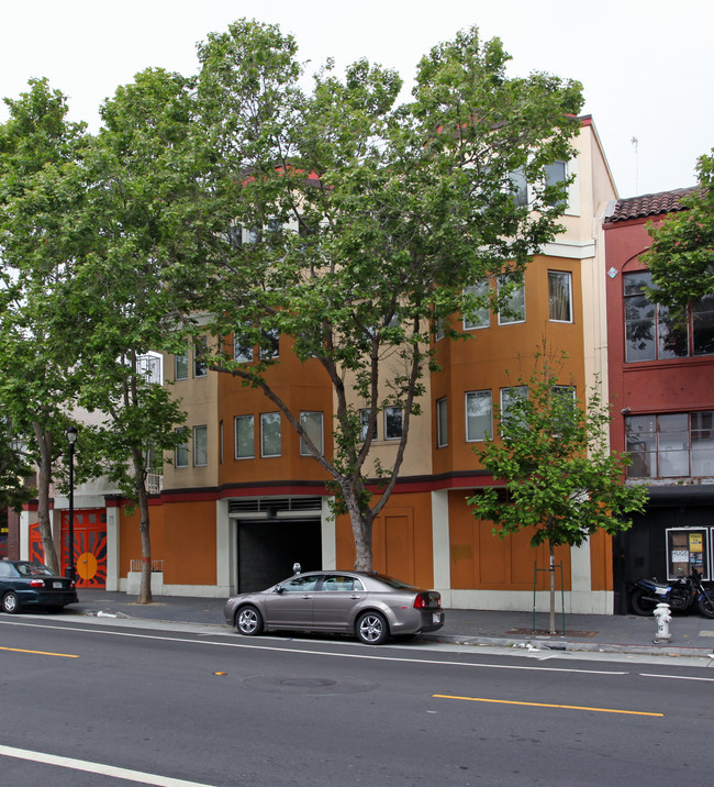 454 Valencia St in San Francisco, CA - Building Photo - Building Photo