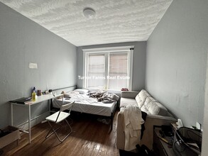 55 Park Dr, Unit 7 in Boston, MA - Foto de edificio - Building Photo