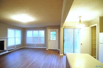 2701 Lantern Walk SE in Huntsville, AL - Building Photo - Building Photo