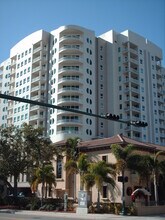 Rivo at Ringling in Sarasota, FL - Foto de edificio - Building Photo