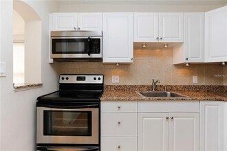 135 Ricardo Way NE in St. Petersburg, FL - Building Photo - Building Photo