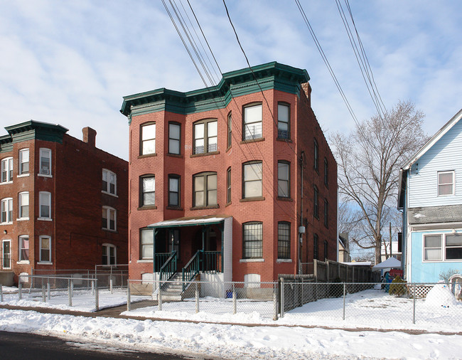 48 Elliott St in Hartford, CT - Building Photo - Building Photo