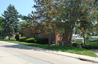 4915 Mayberry St Apartments