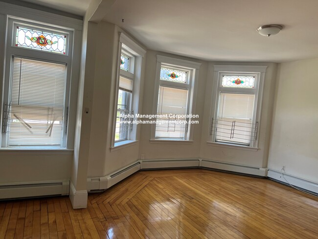 1430 Commonwealth Ave, Unit #1 in Boston, MA - Building Photo - Building Photo