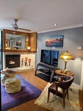 750 State St, Unit 108 in San Diego, CA - Building Photo - Building Photo
