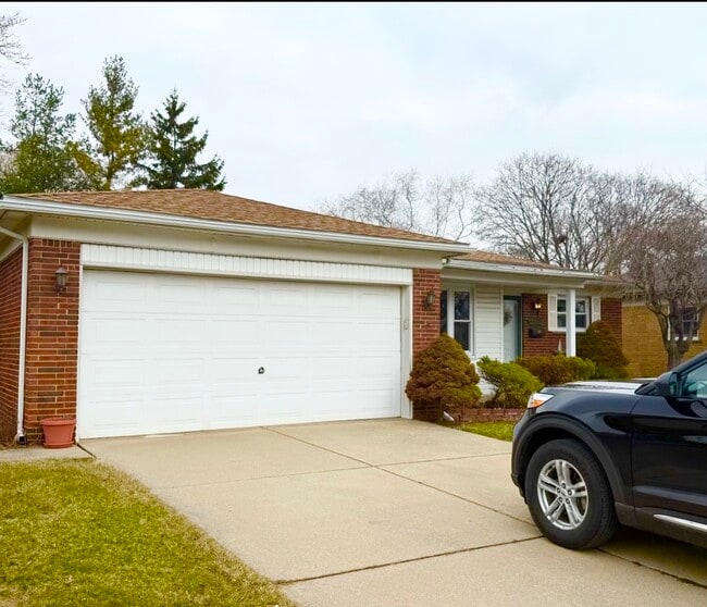 property at 12237 Champaign Ave