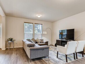 10400 Abana Way in Austin, TX - Building Photo - Building Photo