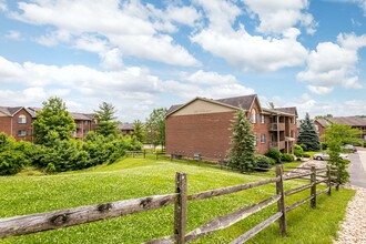 Deer Ridge Apartments in Loveland, OH - Building Photo - Building Photo