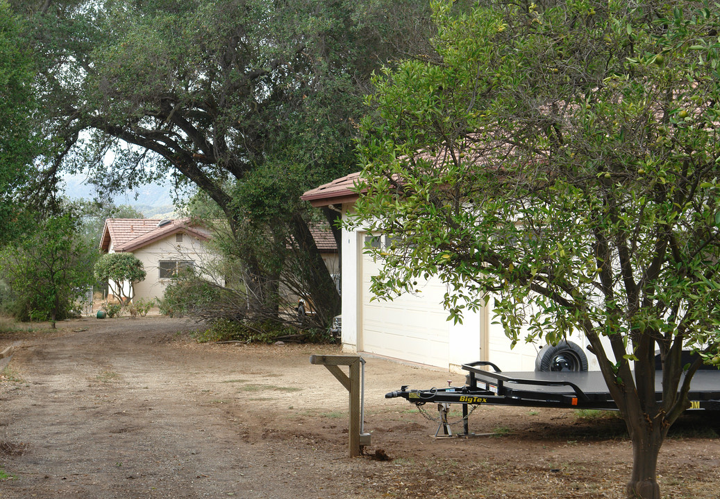 659 S La Luna Ave in Ojai, CA - Building Photo