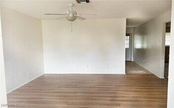 757 95th Ave N in Naples, FL - Building Photo - Building Photo