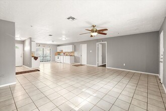 25706 Glen Loch Dr in Spring, TX - Building Photo - Building Photo
