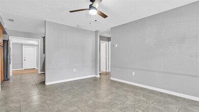 6801 46th Ave N in St. Petersburg, FL - Building Photo - Building Photo