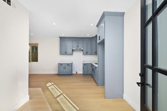 6914 Walker Ave in Bell, CA - Building Photo - Building Photo