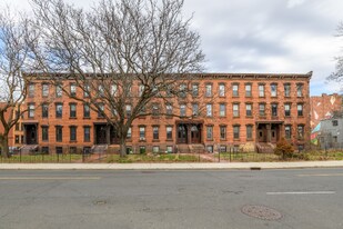 58 Buckingham St in Hartford, CT - Building Photo