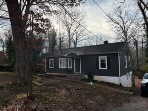 219 Pleasant Ridge Ave in Greenville, SC - Building Photo - Building Photo