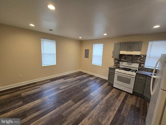 915 MacDade Blvd in Collingdale, PA - Building Photo - Building Photo