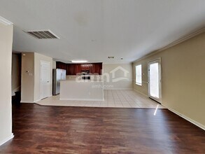 8310 Wainwright Way in Rosharon, TX - Building Photo - Building Photo
