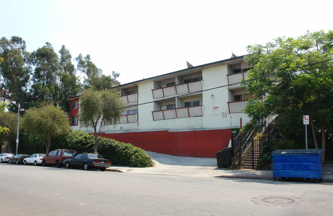 508-522 Coronado St in Los Angeles, CA - Building Photo