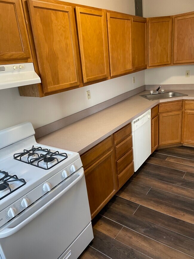 6215 Ventnor Ave Rentals in Ventnor City, NJ