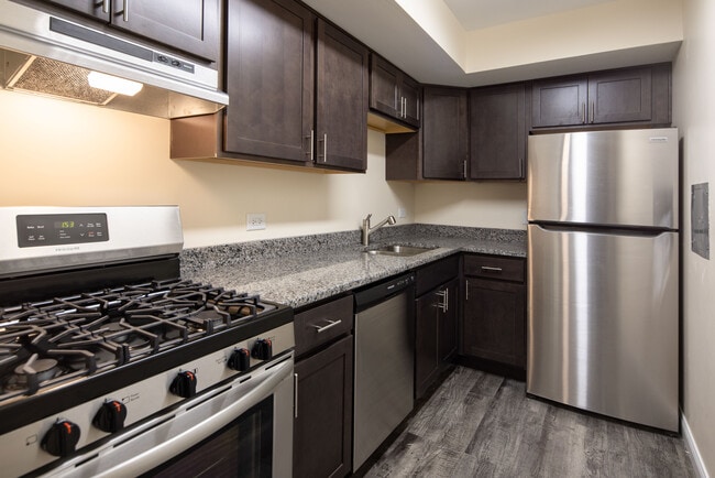 Crystal Lake Apartments