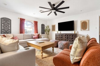 6235 E Thunderbird Rd in Scottsdale, AZ - Building Photo - Building Photo