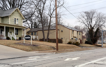 2370 2nd St in Cuyahoga Falls, OH - Building Photo - Building Photo