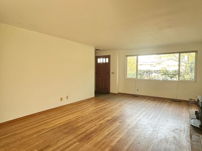 2139 N 137th St in Seattle, WA - Building Photo - Building Photo