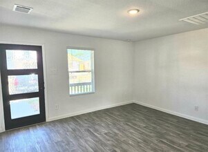 16478 Valerie Marie Pl in Conroe, TX - Building Photo - Building Photo