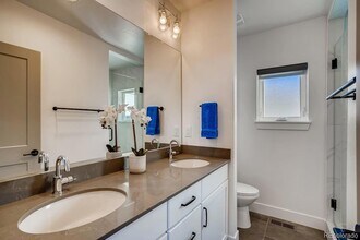 3460 S Corona St in Englewood, CO - Building Photo - Building Photo