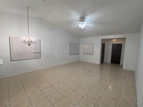 7101 Harbor Heights Cir in Orlando, FL - Building Photo - Building Photo