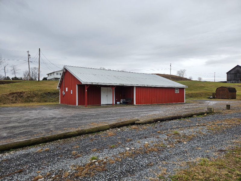 2317 Dime Rd in Ford City, PA - Building Photo