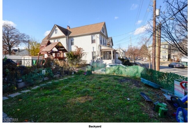 26 Ella St, Unit 2R in Bloomfield, NJ - Building Photo - Building Photo
