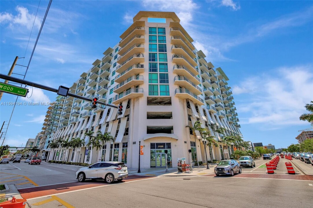 140 S Dixie Hwy, Unit 619 in Hollywood, FL - Building Photo